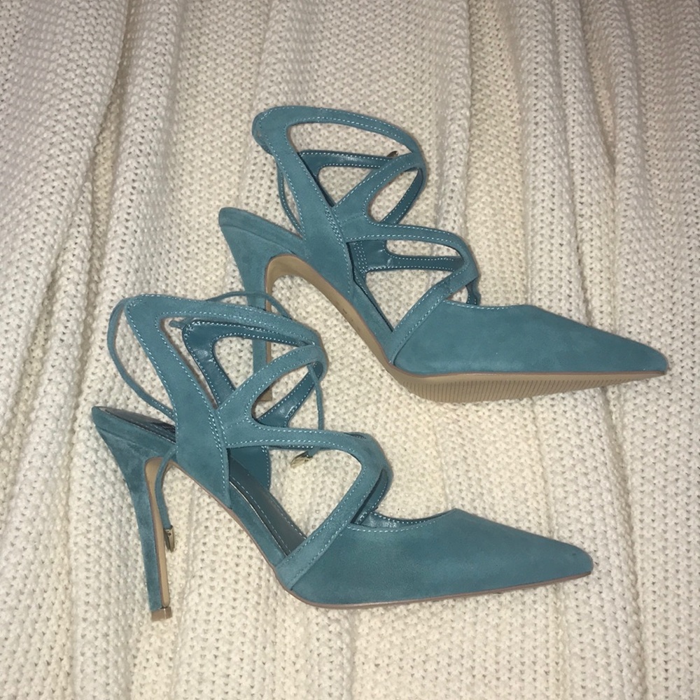 WHITE HOUSE BLACK MARKET MARLOW HEELS SIZE 7.5